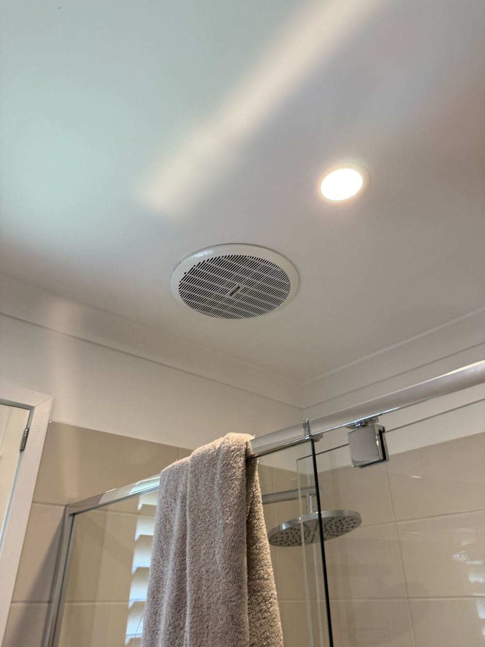 Ventilation, damp and mould in a Beveridge rental